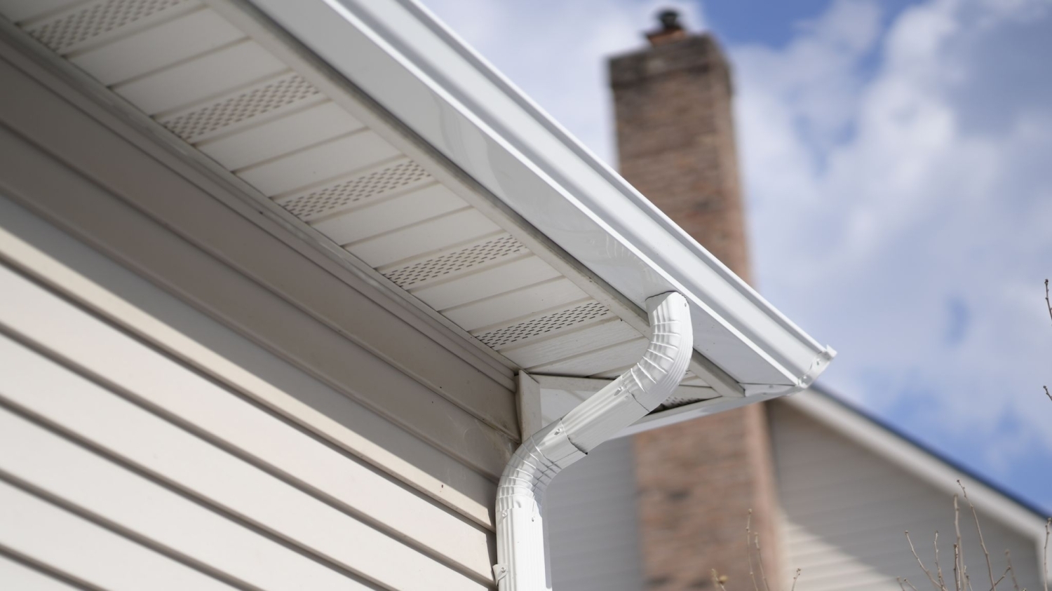 Protect your home with expert gutter, gutter guard, and downspout installation from Marshall Exteriors. Contact us today for a free, no-obligation consultation, and let our professionals help you safeguard your home and investment.