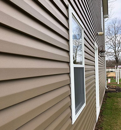 Vinyl Siding Installation | Newark NY | Marshall Exteriors - sliding-image-1